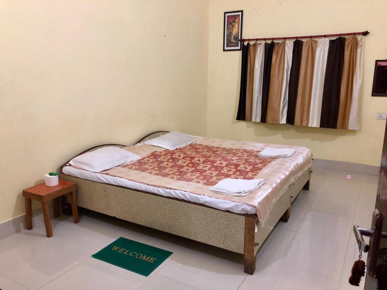 Gangotri Paying Guest House Varanasi Exterior foto